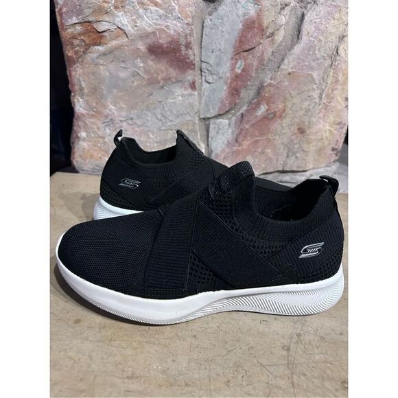Bobs by Skechers Relaxed Fit Memory Foam Black Slip On Shoes Women’s Size 9.5 - Picture 1 of 10